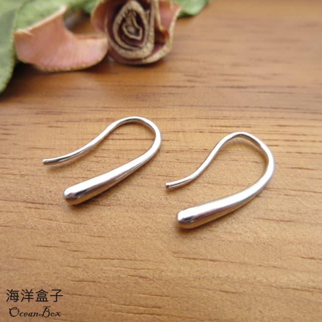 【海洋盒子】迷你小巧一體成形亮面空心小水滴925純銀針勾式耳環(貼耳耳環)