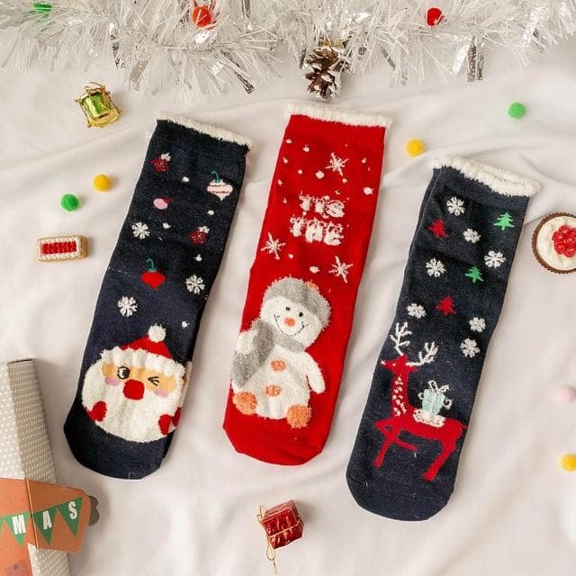 【MUMUSHOP】MUMU TM00997 聖誕襪抱抱禮盒3件組 襪子 中筒襪 可愛襪子 棉質長襪 聖誕交換禮物 多色襪 休閒 撞色襪