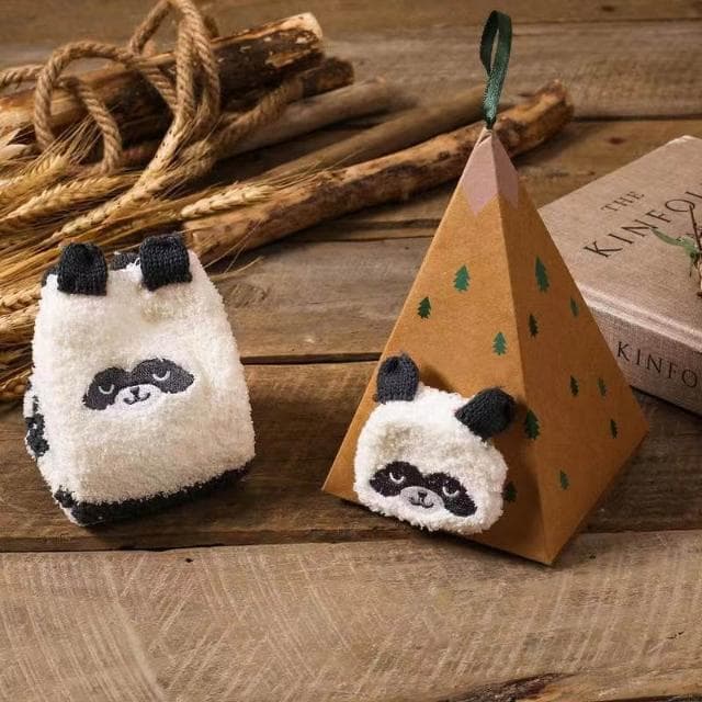 【MUMUSHOP】MUMU TM00980 聖誕交換禮物 可愛動物珊瑚絨暖暖襪。送紙盒  暖暖襪 加厚款 毛襪 冬天睡覺 女襪