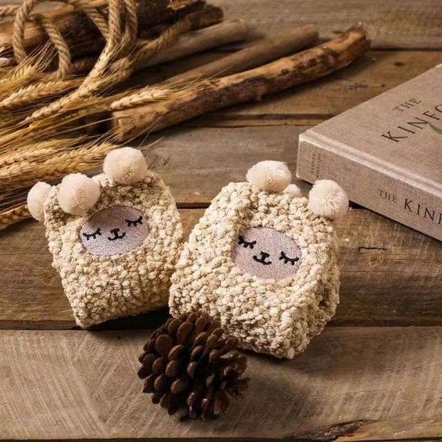 【MUMUSHOP】MUMU TM00980 聖誕交換禮物 可愛動物珊瑚絨暖暖襪。送紙盒  暖暖襪 加厚款 毛襪 冬天睡覺 女襪