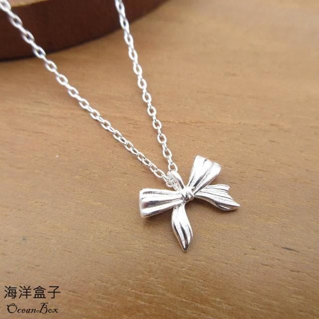【海洋盒子】甜美可愛立體緞帶蝴蝶結造型925純銀項鍊.女用短鍊