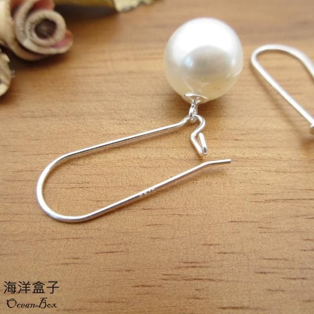 【海洋盒子】圓潤光滑銀弦貝珠針勾925純銀耳環.垂墜耳環
