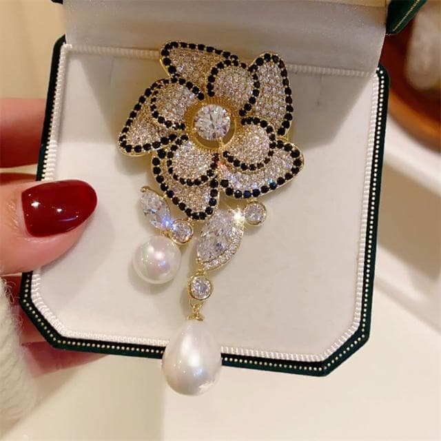 【巴黎精品】現貨+預購 鋯石胸針玫瑰別針珍珠吊墜小香風滿鑽生日情人節禮物女飾品a1ah63