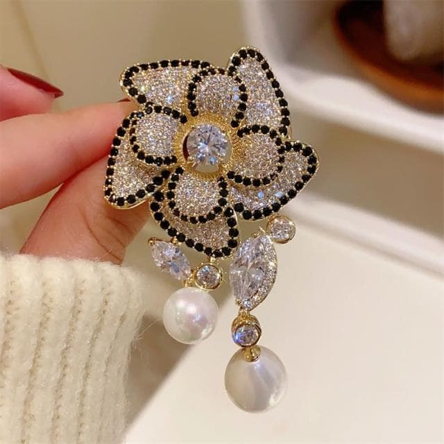 【巴黎精品】現貨+預購 鋯石胸針玫瑰別針珍珠吊墜小香風滿鑽生日情人節禮物女飾品a1ah63