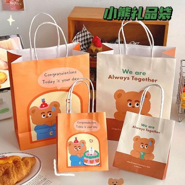 可愛卡通手提紙袋 卡通 可愛熊 可爱  文具用品 手提 禮品袋 生日禮物 纸袋子 方形 卡通 耐用 牛皮纸袋