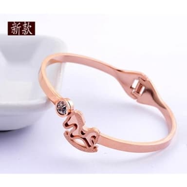 【米蘭精品】現貨+預購 鑲鑽玫瑰金手環流行飾品磨砂童趣小木馬時尚母親節生日情人節聖誕節交換禮物71ap6