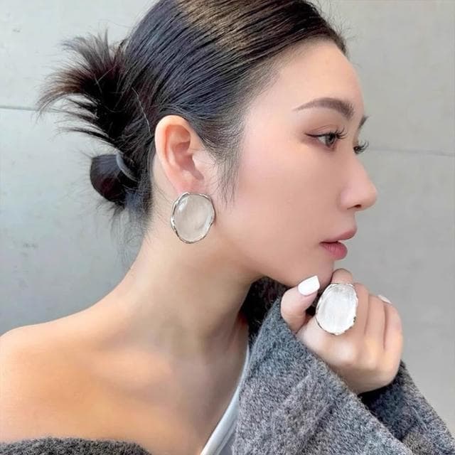 【LEESA】氣質耳環\尾戒\閨蜜戒指\質感耳環\飾品\耳環\戒指\女生耳環\戒指女\禮物\耳釘\可調節戒指\高級感\小紅書