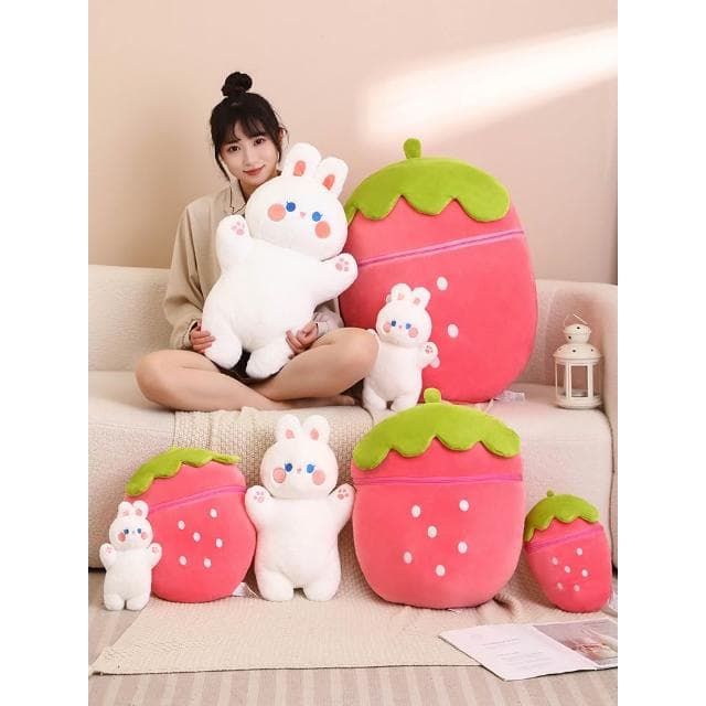 草莓玩偶裝兔子抱枕小女孩毛絨玩具可愛兒童生日禮物布娃娃豬公仔