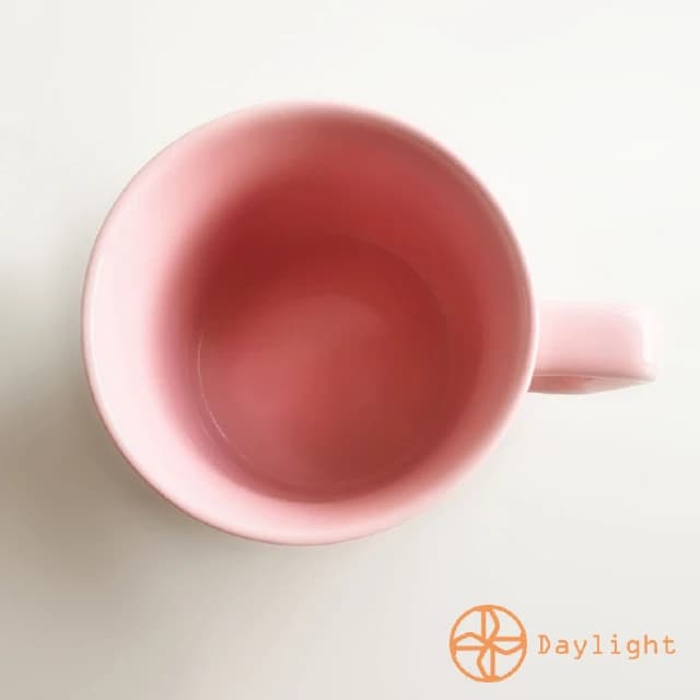 【Daylight】愛心浮雕陶瓷馬克杯380cc-2件陶瓷盤 馬克杯 可微波 杯子  情人節禮物 新婚禮