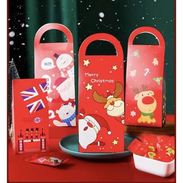 禎巧妙 台灣現貨 聖誕節包裝盒 ( 聖誕歡呼麋鹿老人 ) 新年伴手禮盒 牛軋糖盒 鳳梨酥薑餅丁巧克力小禮物盒