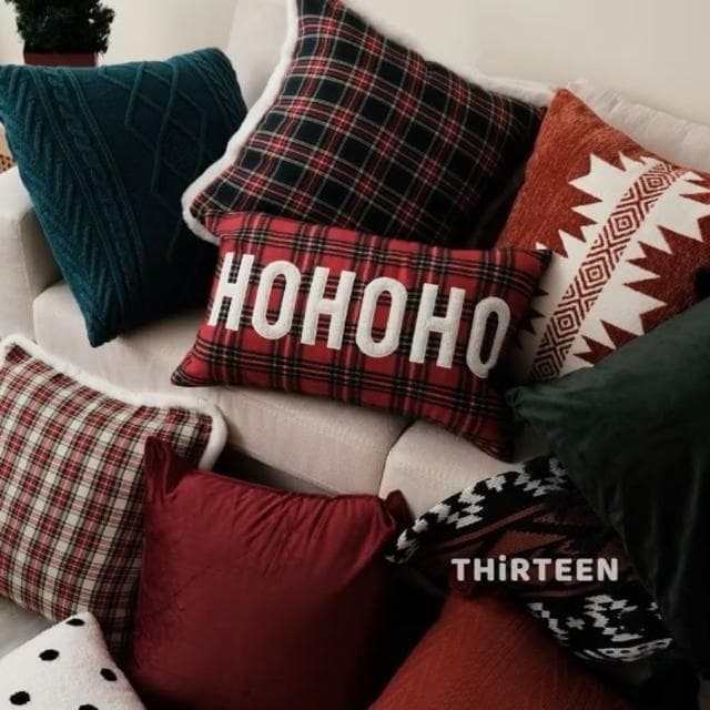 【THiRTEEN 拾參家居】𝙃𝙊𝙃𝙊𝙃𝙊聖誕抱枕（交換禮物 聖誕節 枕頭 靠墊 抱枕套 坐墊抱枕 家居軟裝佈置 枕頭）