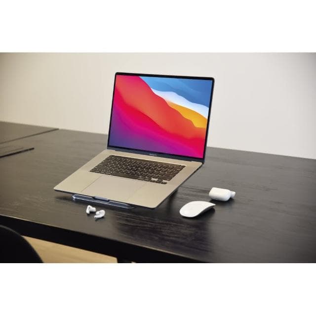 【Jokitech】一片式筆電架 折疊式筆電散熱架 筆電增高架 Macbook筆電架(攜帶式摺疊款筆電架 收納式筆電架) 畢業禮物
