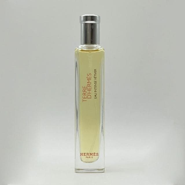 專櫃 大地馥郁香根草淡香精 15ml 布套版 (國際航空版) 送禮推薦