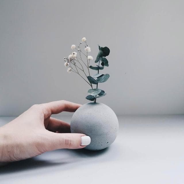 灰調 PLANET 小星球｜水泥擴香石花器 + 純天然精油3件組
