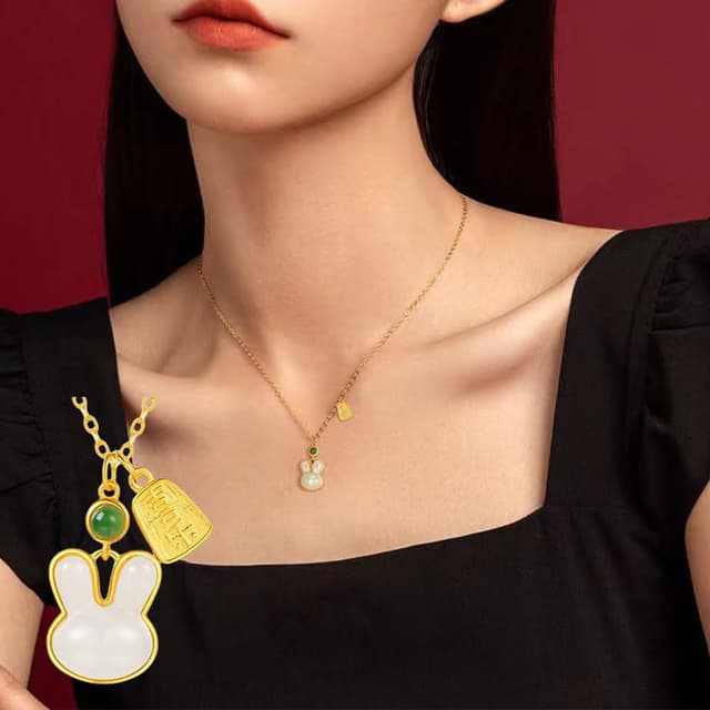 【LEESA】和田玉\玉兔\飾品\鎖骨項鍊\項鍊\S925純銀項鍊\項鍊女\不過敏\不褪色\婚禮禮物\可愛項鍊