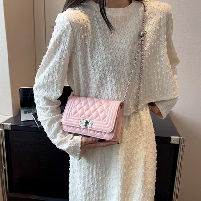【LEESA】鏈條包\斜背包\菱格紋包\小香風包包時尚小方包\單肩斜背\方胖子\精品包\女生小包包\閨蜜禮物\生日禮物