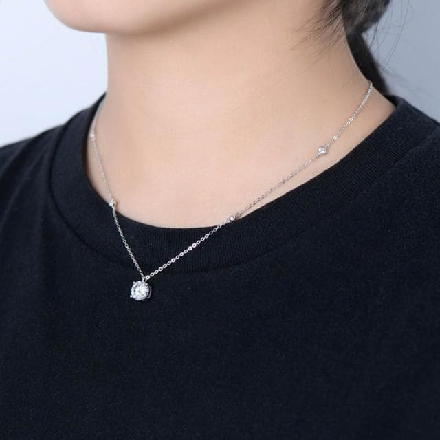 【LEESA】s925純銀\鎖骨鏈\滿天星點\吊墜\兩克拉\首飾\女生項鍊\項鍊\莫桑石項鍊\鋯石項鍊\銀飾\飾品\生日禮物
