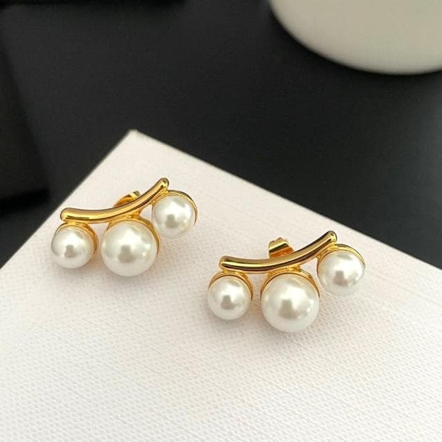 【MoonDy】珍珠耳環 韓國耳環 日系耳環 小眾耳環 簡約耳環耳環 耳釘 耳飾 氣質耳環 金色耳環 閨蜜耳環