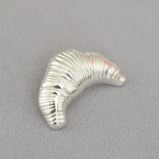 【MoonDy】胸針 別針 圍巾扣 絲巾扣 髮飾 明星同款 造型別針 個性胸針 女生禮物 小眾設計 銀色胸針 可頌別針 生日禮物