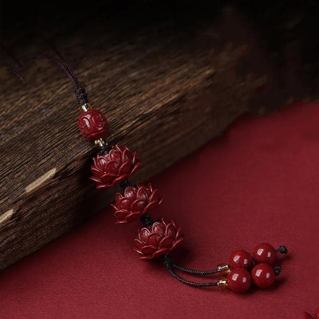 【MoonDy】硃砂 飾品 手機掛件 蓮花吊飾 辟邪手鍊 招財納福 吊墜 男女通用 如意 護身符 保平安 送媽媽 生日禮物