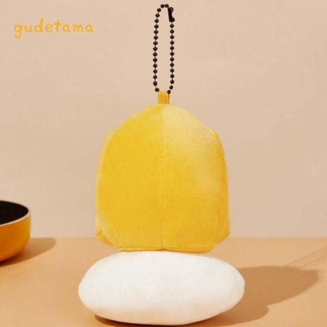 【SANRIO 三麗鷗】gudetama蛋黃哥卡通刺繡超可愛鑰匙圈毛絨玩偶吊飾(閨蜜女兒女友老婆生日聖誕交換禮物)