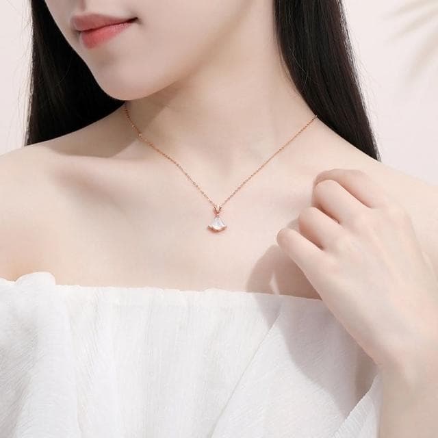 【米蘭精品】現貨+預購 925純銀項鍊貝母吊墜小裙子扇形鑲鑽鎖骨鍊生日情人節禮物女飾品2色74cj6