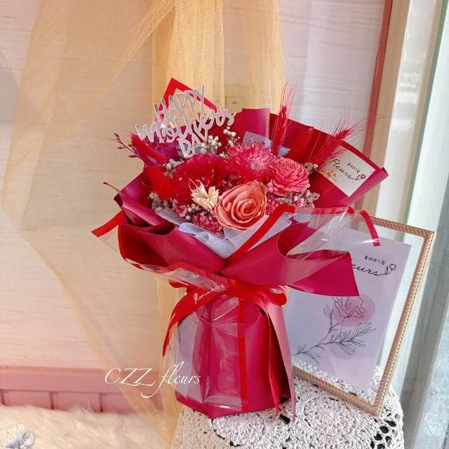 永生康乃馨擴香花束-溫柔經典款-中(母親節花束/長輩送禮/媽媽最愛/母親節花禮)