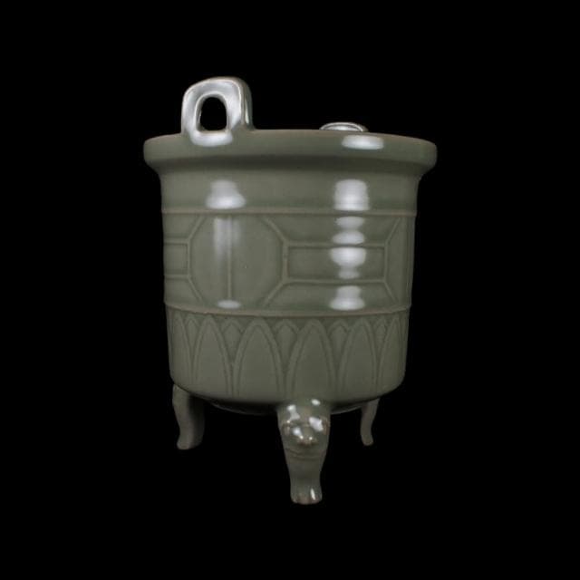 《博古珍藏》五代 越窯秘色瓷三足爐 早期收藏 老件香爐瓷器 博物館級文物