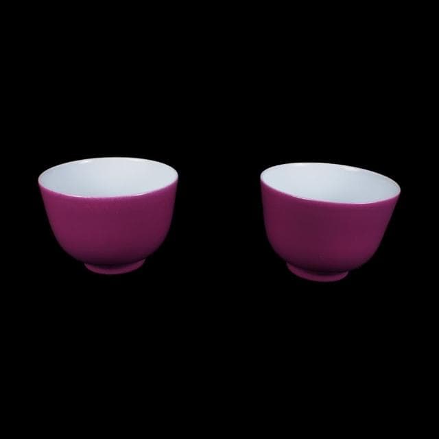 《博古珍藏》清雍正 胭脂紅釉茶杯一對 早期收藏 老件文物 茶具瓷器 國際拍賣級