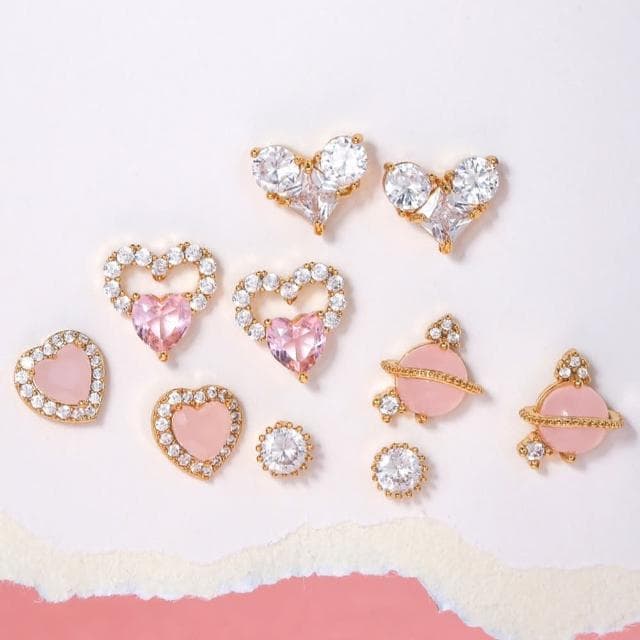 【ButterButter】Pinkball 可愛夢幻粉紅色 小圓球 精緻亮鑽  金色 女耳環(新年 過年 送禮 禮物)