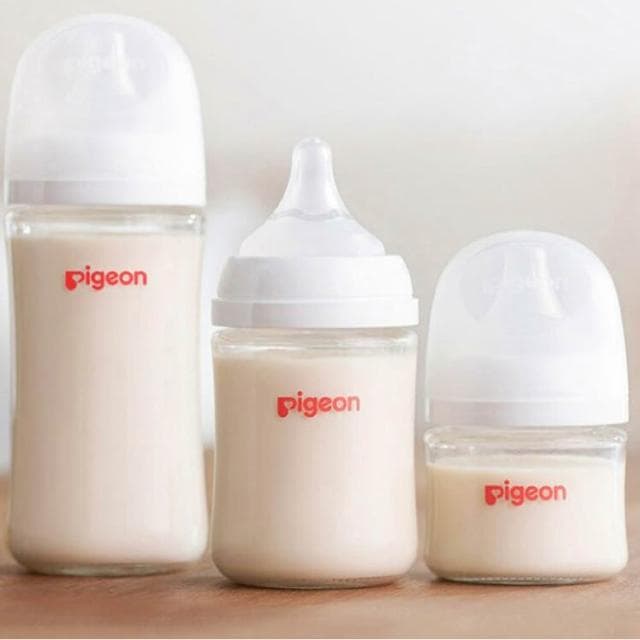 【Pigeon 貝親】日本貝親 第三代母乳實感寬口玻璃奶瓶 - 多款可選