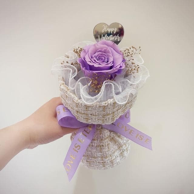 KIRA與花花藝小香風玫瑰永生花花束/小款/紫想浪漫/紫(生日花束 情人節花束 畢業花束 禮物 母親節花束)