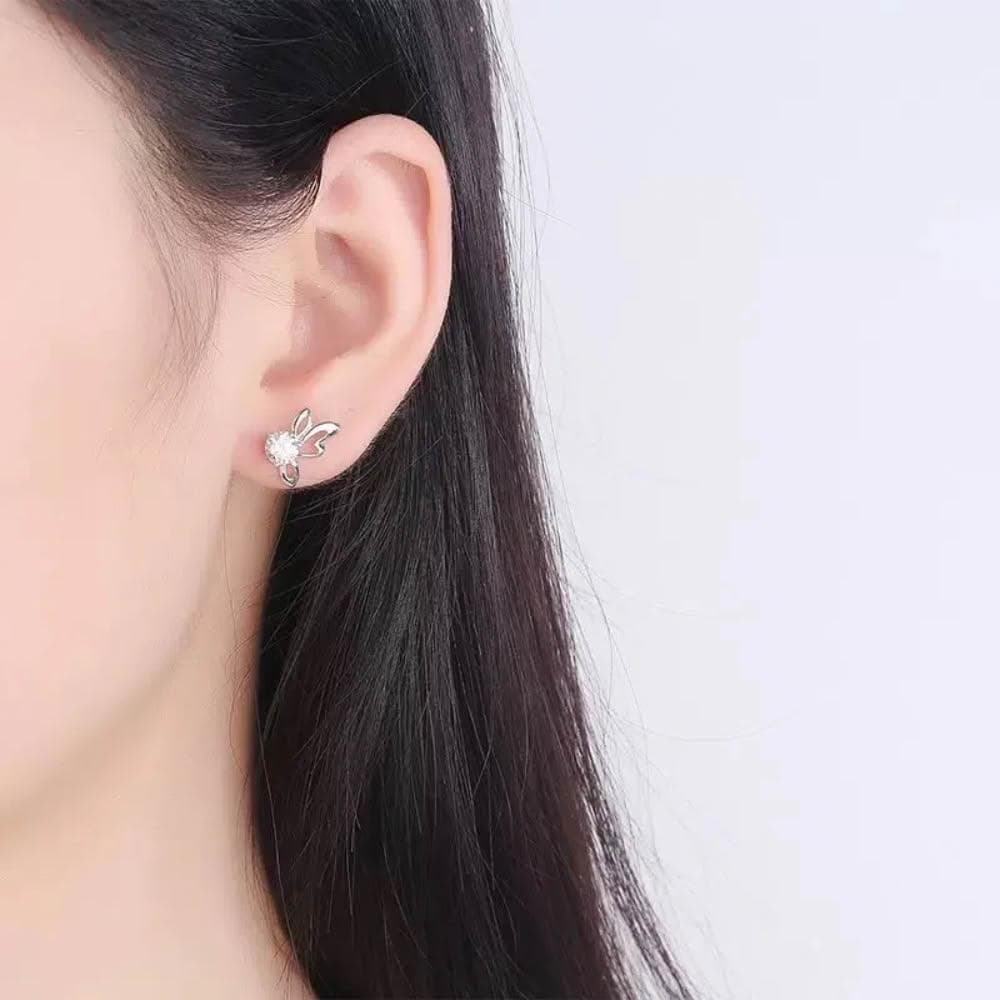 【A&R】莫桑鑽蝴蝶起舞耳環款60分附精美禮盒(S925純銀 3爪 抗過敏 耳釘 情人節 生日 禮物)