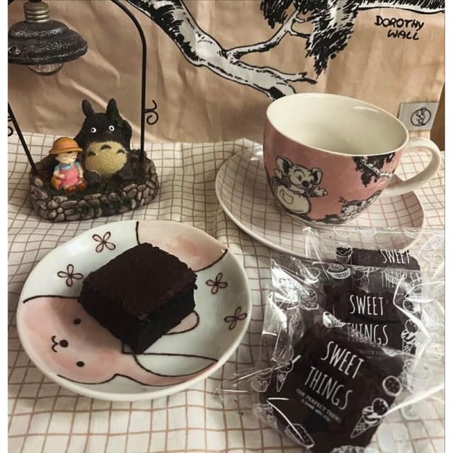 獵人谷秒殺手工濃郁布朗尼～老闆澳洲法餐執照澳洲希爾頓飯店（百老匯貓劇來本店吃～搖滾貓的最愛