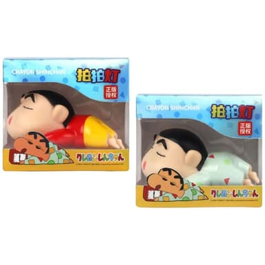 【Hello 蠟筆小新】睡衣小新拍拍夜燈 (正版授權 3D立體造型 床頭小夜燈 可調光 三檔色溫  捏捏燈 解壓  手辦 公仔 擺件 小白 玩具 兒童夜燈 臥室裝飾 送禮 生日禮物 交換禮物 聖誕禮物)