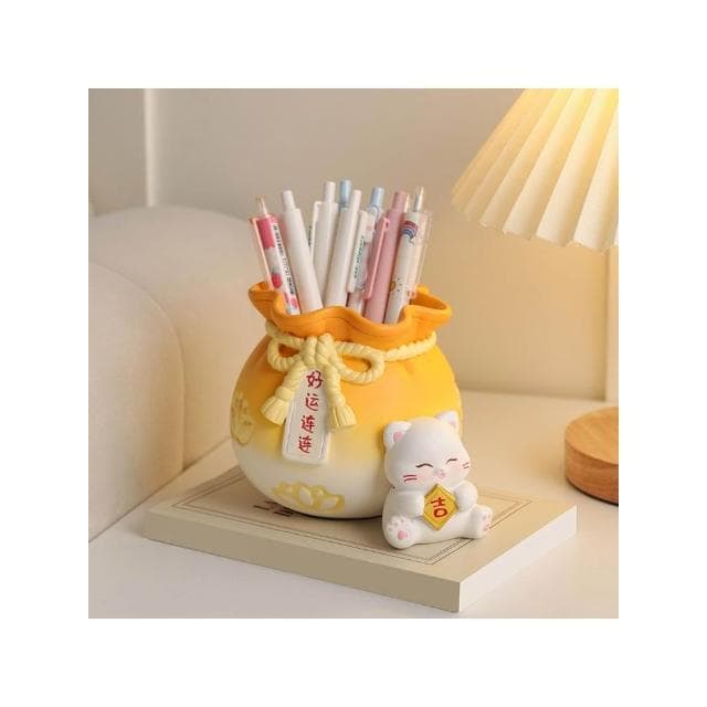 可爱招财猫笔筒收纳盒摆件逢考必过办公室工位装饰品女生生日礼物