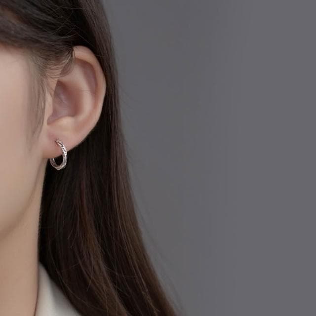 Sweet Air  通體純銀 S925純銀 仿舊泰銀 扭曲設計純銀耳扣 Y2334 純銀圈圈耳環 易扣式耳圈