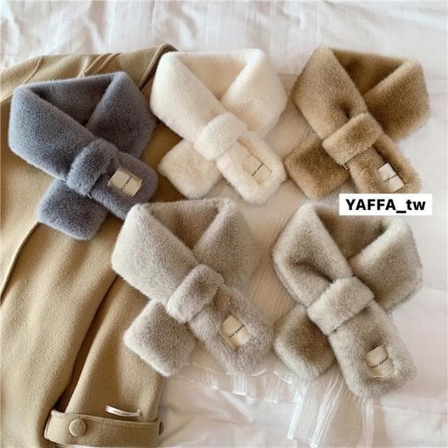YAFFA_現貨！YAFFA冬季必備保暖仿兔毛交叉圍脖 柔軟款仿兔毛脖子圍巾 韓國水貂毛脖圍 韓國水貂毛圍脖 聖誕節百元交換禮物
