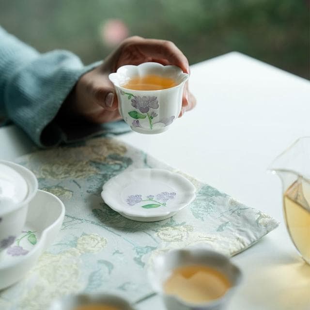 Jimi 集米 手繪鈴蘭花陶瓷套裝 功夫茶具 茶壺蓋碗花口品茗杯 主人茶杯 木盒套組 禮盒裝