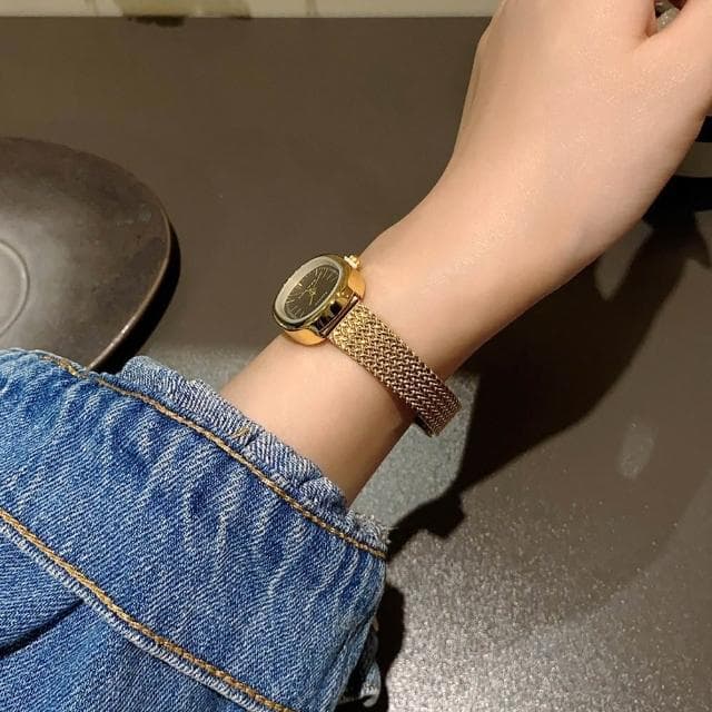 【EMMA SUE】石英錶 錶 氣質 手錶 金色手錶 女生手錶 精緻 學生手錶 韓版手錶 ins風 高級感 指針式 復古錶 橢圓形錶 