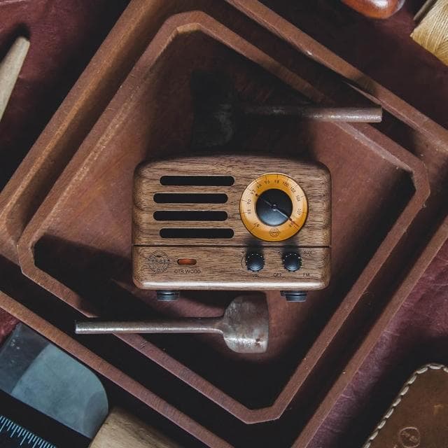 【MUZEN】OTR經典復刻藍牙音響收音機-經典版 胡桃木/玫瑰木(不含原廠保護皮套 提背帶 情人節禮物)