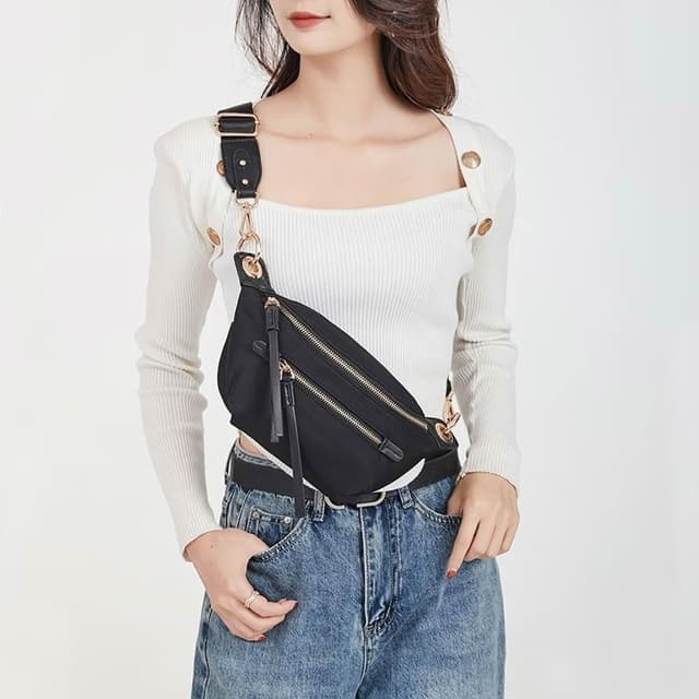 【LEESA】尼龍斜背包\包包\斜背包\胸包\收錢腰包\女生腰包\尼龍胸包\休閒百搭包\黑色小包\運動腰包\質感胸包\女生禮物