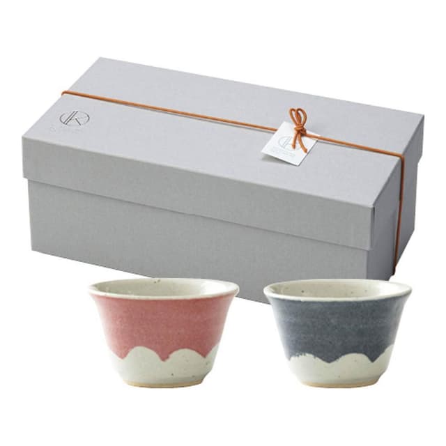 日本製 佐倉小舖 富士山對杯組 陶瓷杯 茶杯 情侶杯 夫妻杯 湯吞 水杯 酒杯 杯子 富士山 日式茶具 送禮 禮盒
