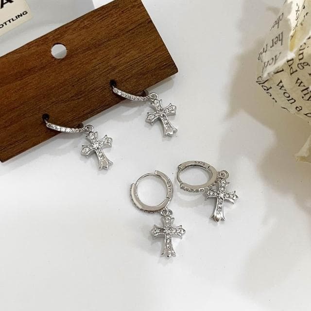 【MoonDy】飾品 耳環 女生耳還 十字架耳環 純銀耳還 耳飾 穿搭配件 耳圈耳環 防過敏耳環 純銀耳扣