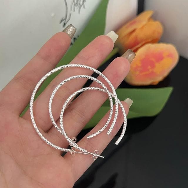 【MoonDy】飾品 耳環 純銀耳還 女生耳環 圈圈耳環 抗過敏耳環 耳圈 小眾設計 穿搭配件 氣質耳環 4CM 