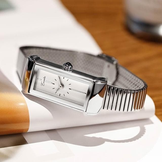 【EMMA SUE】鋼帶女錶 氣質手錶 女士腕錶 手錶 簡約 優雅 高級感 送女生 石英錶 手錶女生 女錶 韓版手錶 小錶盤 時尚百搭 