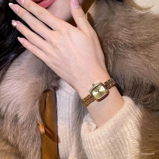 偉偉錶錶 手錶女款小衆輕奢高級感小巧奢華複古小金錶手鏈款防水石英腕錶