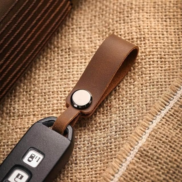【LEESA】汽車鑰匙圈\手機吊飾\書包吊飾\婚禮小物\情侶鑰匙圈\生日禮物\鑰匙圈吊飾\皮革鑰匙圈\吊飾\鑰匙圈\掛件\掛飾\