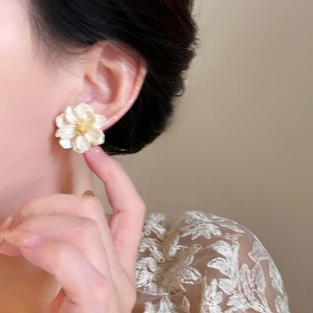 🎗飾間首飾鋪 甜美山茶花耳環耳飾韓系輕奢高級感首飾高顏值學生耳環飾品