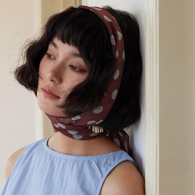 【EMMA SUE】格紋絲巾 長絲巾 桑蠶絲 包包裝飾 配飾 絲質圍巾 絲巾 繫脖 領口 穿搭 波點絲巾 領巾 襯衫搭配 法式絲巾 